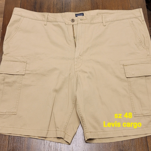 Tall Levis Cargo Shorts Sz 48 